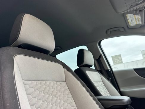 Certified 2020 Chevrolet Equinox LS AWD/4WD image 21