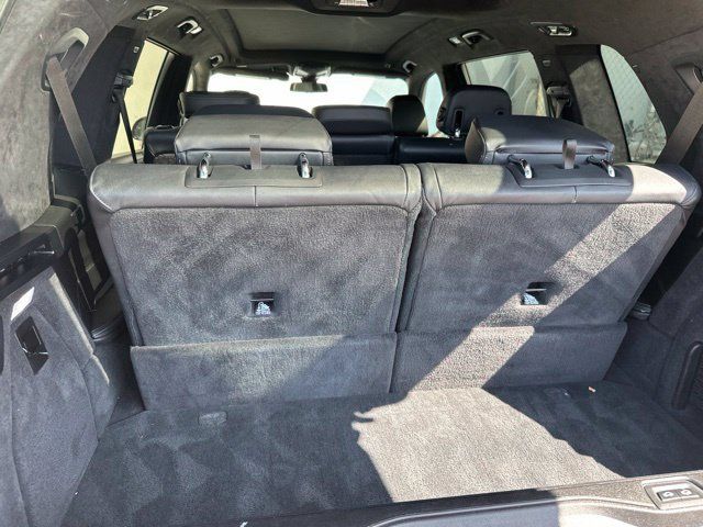 Used 2020 BMW X7 xDrive40i w/ M Sport Package AWD/4WD image 10
