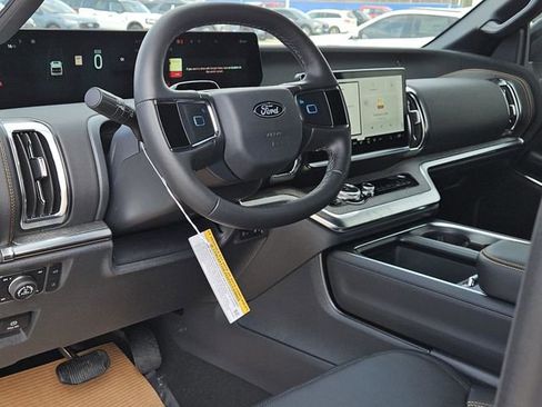 New 2026 Ford Expedition Tremor image 23