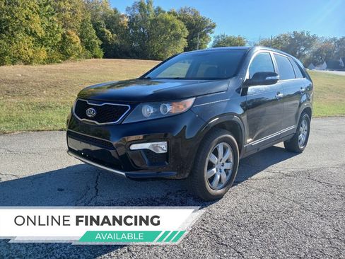 Used 2011 Kia Sorento LX image 1