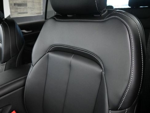 New 2025 Jeep Grand Cherokee Limited w/ Trailer Tow Package image 20