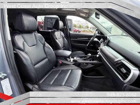 Used 2025 Kia Telluride S AWD/4WD image 10