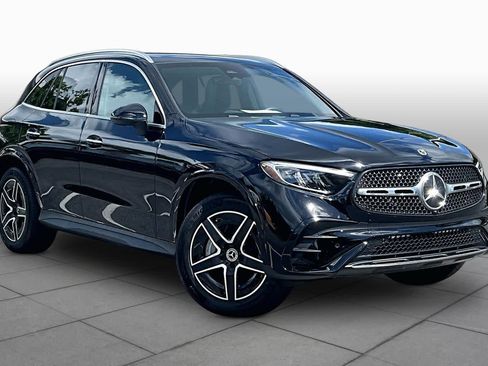 Certified 2026 Mercedes-Benz GLC 300 image 3