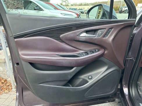 Used 2017 Buick Envision Essence image 10