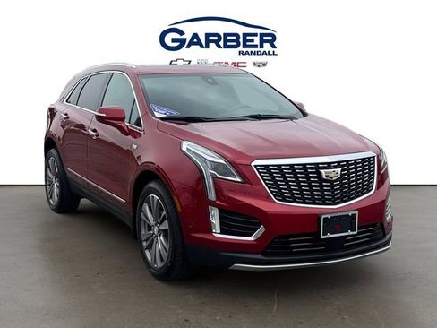 Used 2021 Cadillac XT5 Premium Luxury w/ Platinum Package AWD/4WD image 7