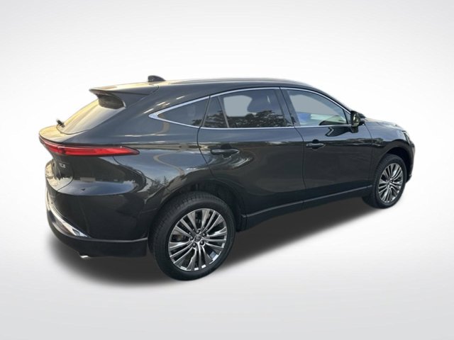 Certified 2023 Toyota Venza XLE AWD/4WD image 27