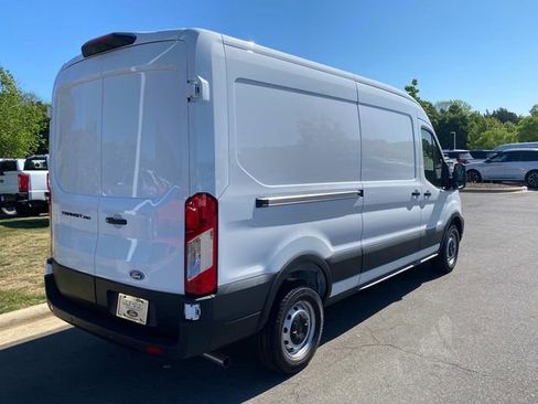 New 2026 Ford Transit 250 148 Medium Roof w/ Load Area Protection Package RWD image 28