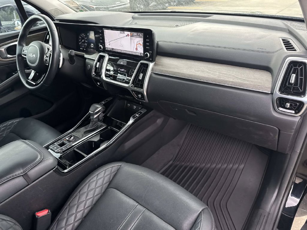 Used 2023 Kia Sorento SX Prestige AWD/4WD image 18