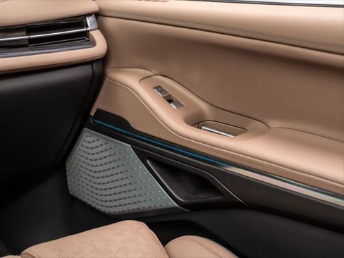 New 2026 Lincoln Navigator Black Label AWD/4WD image 32