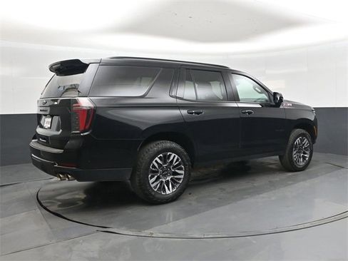 Used 2025 Chevrolet Tahoe Z71 image 4