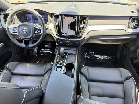 Certified 2022 Volvo XC60 T8 R-Design w/ Advanced Package AWD/4WD image 15