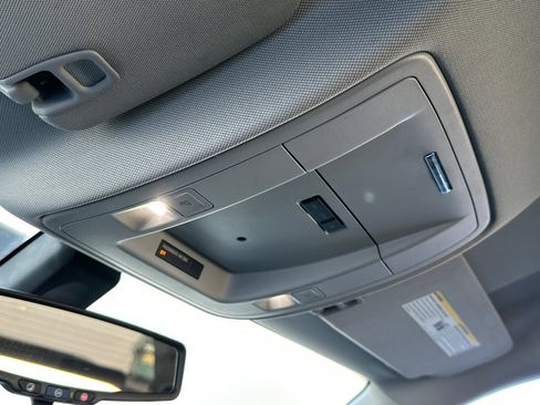 Used 2018 Chevrolet Silverado 1500 LT w/ LT Eassist Package image 23