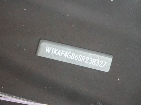 Used 2025 Mercedes-Benz C 300 Sedan image 29