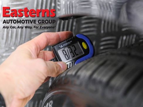 Used 2023 Tesla Model 3 Standard Range image 23