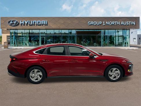 New 2026 Hyundai Sonata SE FWD image 6