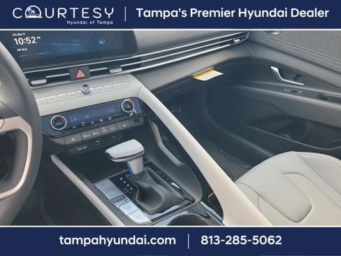New 2026 Hyundai Elantra Limited image 33