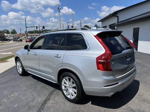 Used 2016 Volvo XC90 T6 Momentum w/ Momentum Plus Package image 3