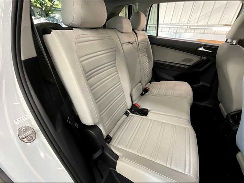 Used 2022 Volkswagen Tiguan S image 28