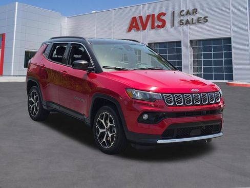 Used 2025 Jeep Compass Limited AWD/4WD image 3