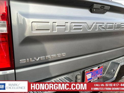 Used 2019 Chevrolet Silverado 1500 LT Trail Boss w/ Convenience Package image 24