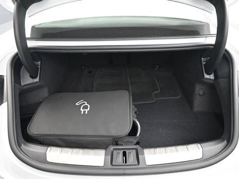 Certified 2020 Porsche Taycan Turbo S image 28