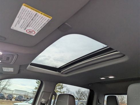 Used 2023 GMC Sierra 3500 Denali image 25
