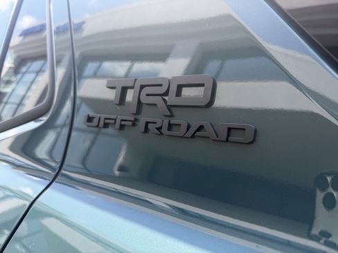 Used 2025 Toyota 4Runner TRD Off-Road Premium w/ Tow Technology Package AWD/4WD image 16