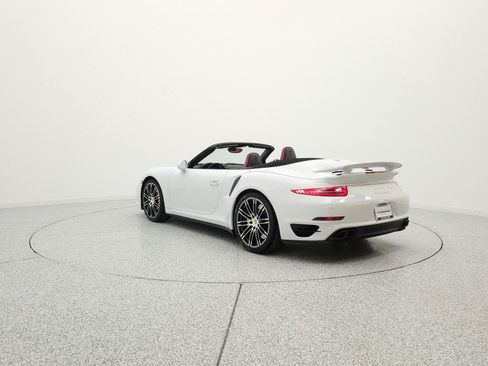 Used 2016 Porsche 911 4 Cabriolet AWD/4WD image 7
