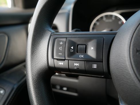 Certified 2024 Nissan Rogue SV AWD/4WD image 28