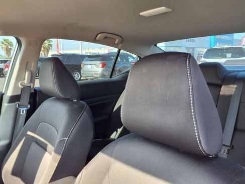 Used 2020 Nissan Altima 2.5 S FWD image 18