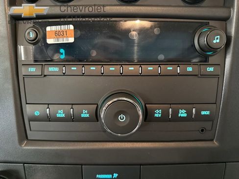 New 2025 Chevrolet Express 3500 Extended w/ Driver Convenience Package image 20