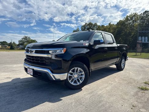 New 2026 Chevrolet Silverado 1500 LT w/ Z71 Off-Road Package image 2