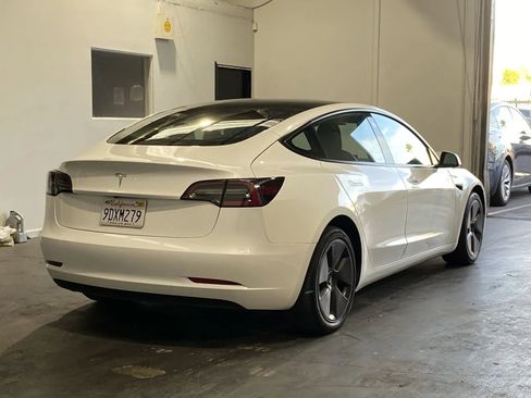 Used 2018 Nissan Sentra S image 4