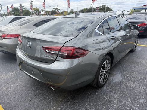 Used 2018 Buick Regal Essence w/ Driver Confidence Package #1 image 5