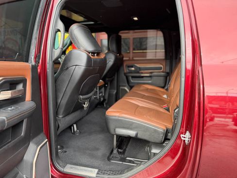 Used 2019 RAM 3500 Limited image 12