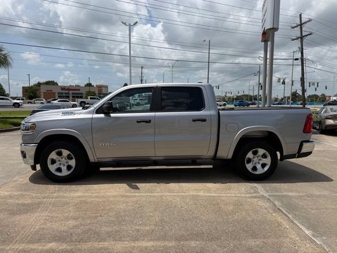 Used 2025 RAM 1500 Big Horn RWD image 2