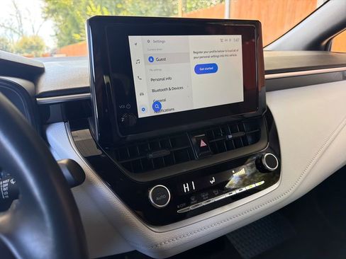 Used 2024 Toyota Corolla SE image 24