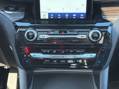 Certified 2024 Ford Explorer Limited w/ Limited Technology Package image 26