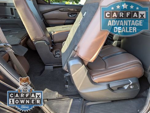 Used 2025 Honda Pilot Elite image 24