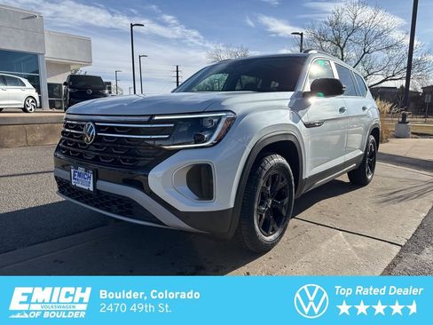 New 2026 Volkswagen Atlas Peak Edition image 1