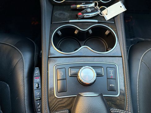 Used 2014 Mercedes-Benz CLS 550 4MATIC image 35