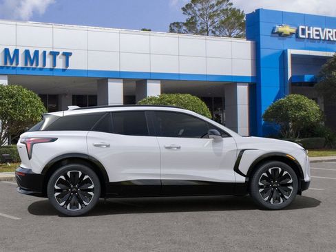 New 2025 Chevrolet Blazer EV RS image 5