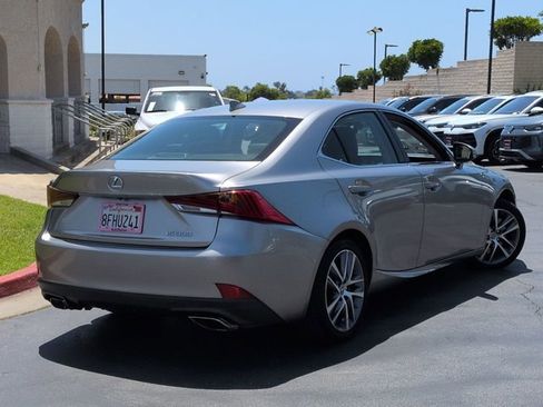 Used 2018 Lexus IS 300 w/ Accessory Package RWD image 5