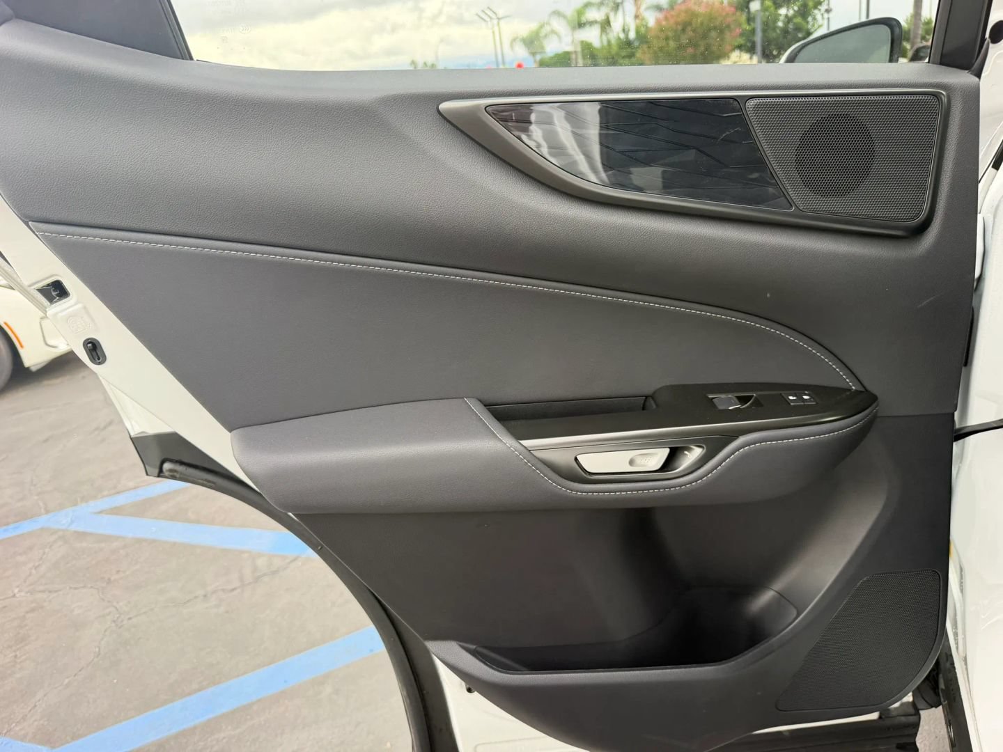 Used 2025 Lexus NX 350h AWD w/ Cold Area Package image 33