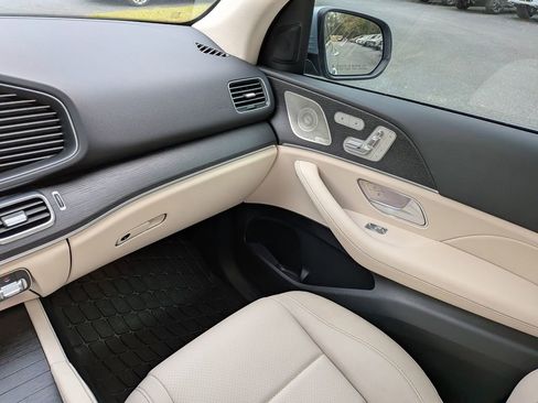 Used 2025 Mercedes-Benz GLE 350 4MATIC image 18