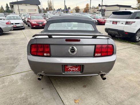 Used 2006 Ford Mustang GT Premium image 6