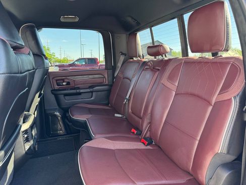 Used 2025 RAM 2500 Limited AWD/4WD image 31