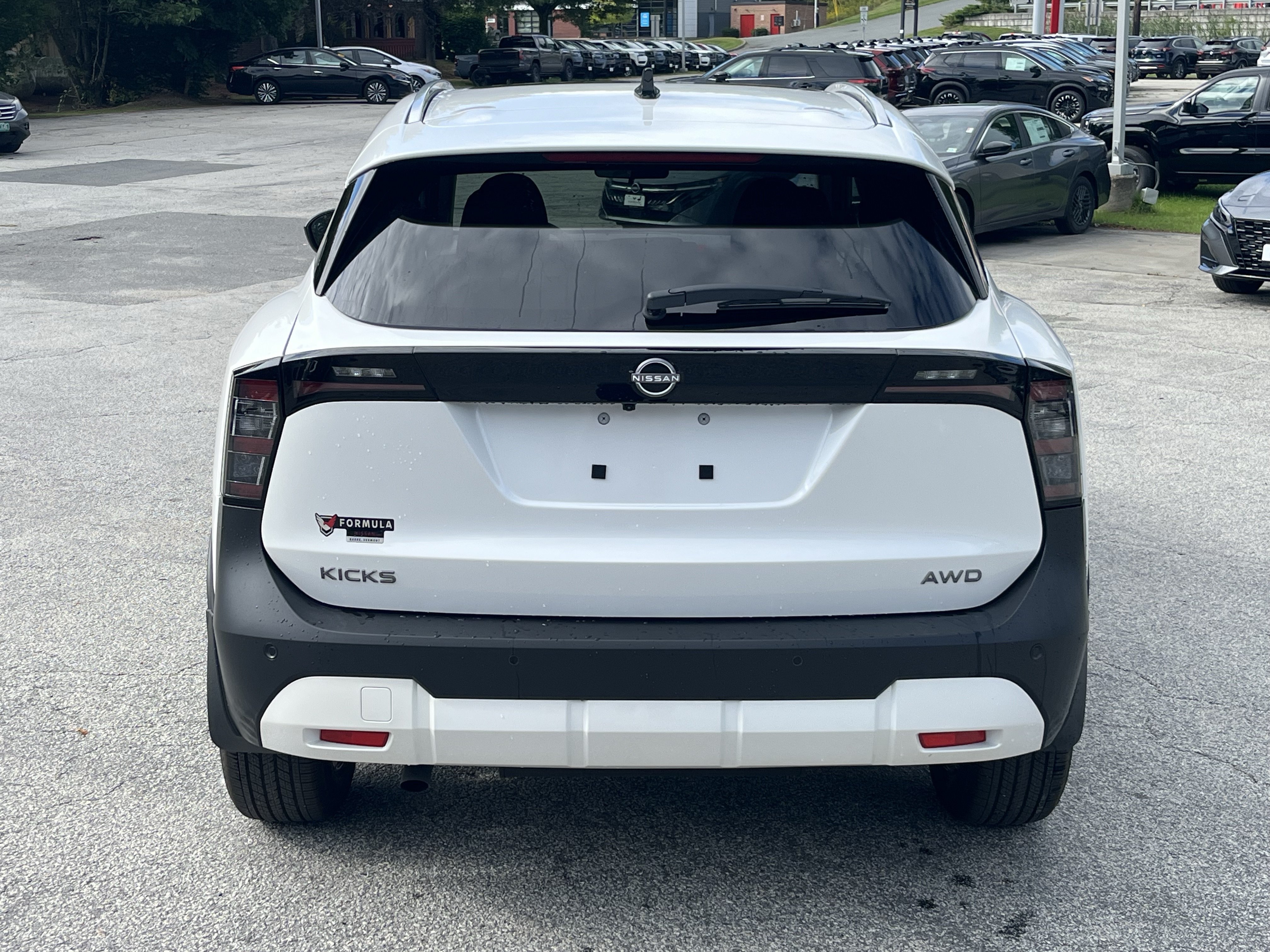 New 2026 Nissan Kicks SV w/ SV Premium Package AWD/4WD image 6