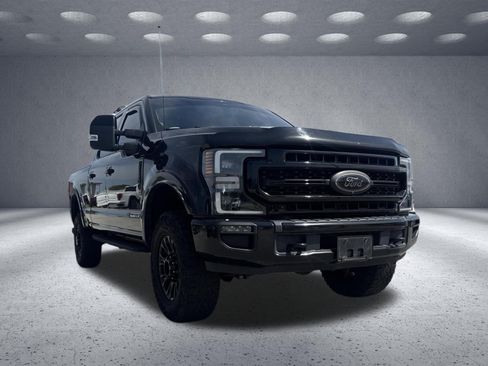 Used 2020 Ford F250 Lariat AWD/4WD image 3