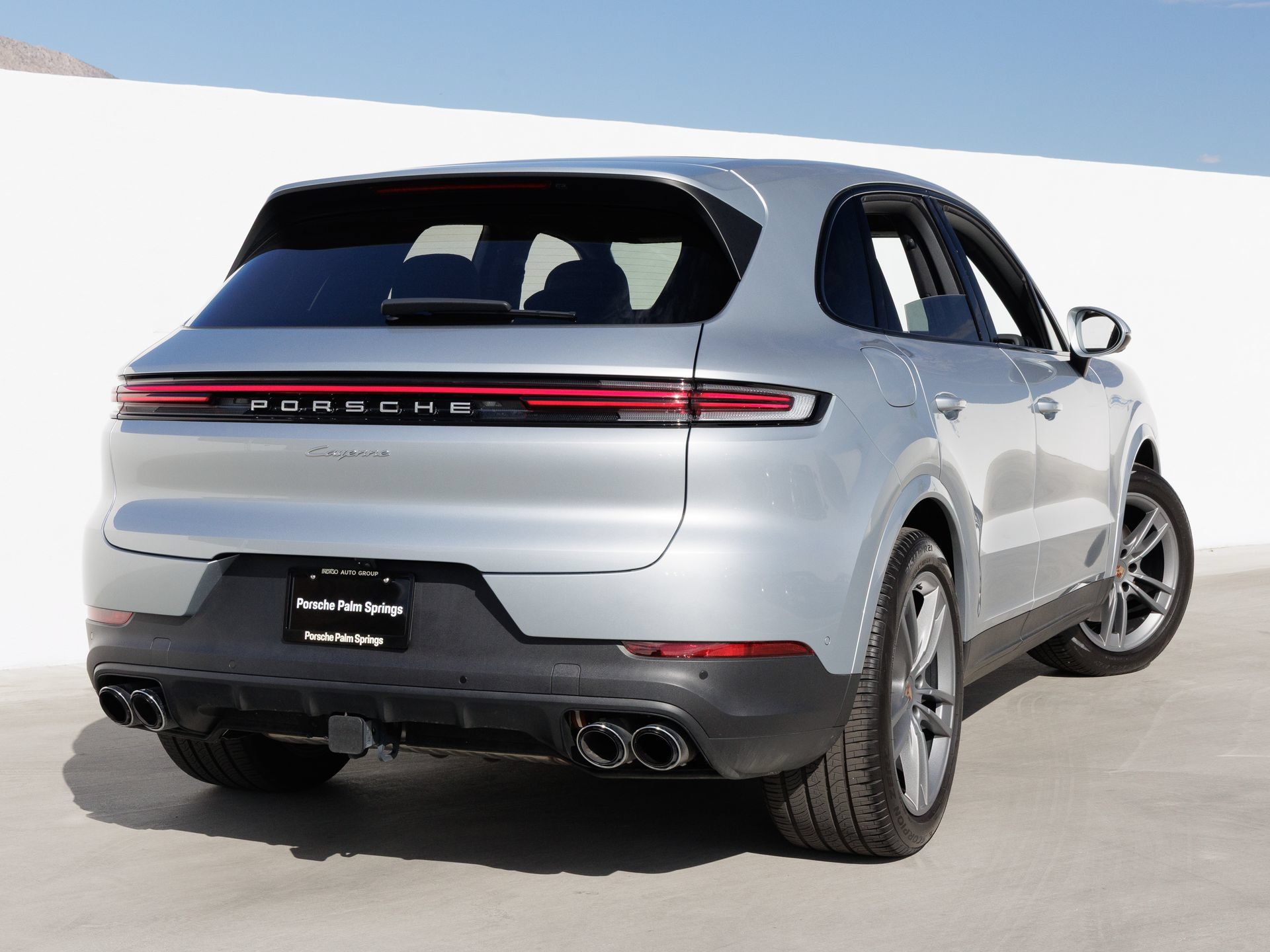 Certified 2025 Porsche Cayenne AWD/4WD image 7